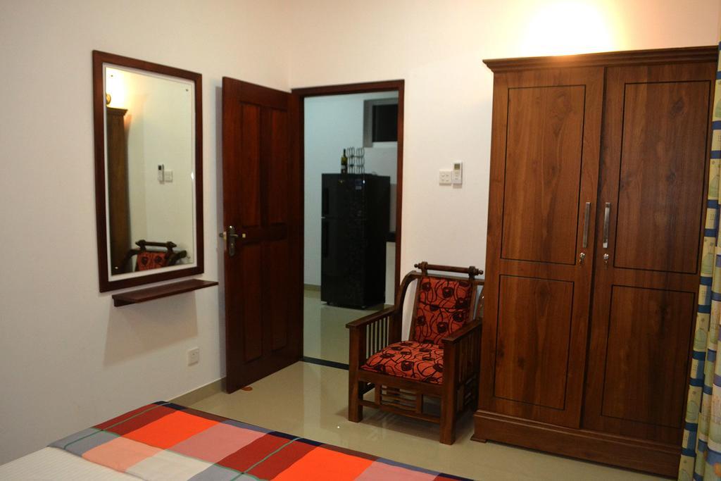 Orchidee Apartments Дехивала-Маунт-Лавиния Экстерьер фото