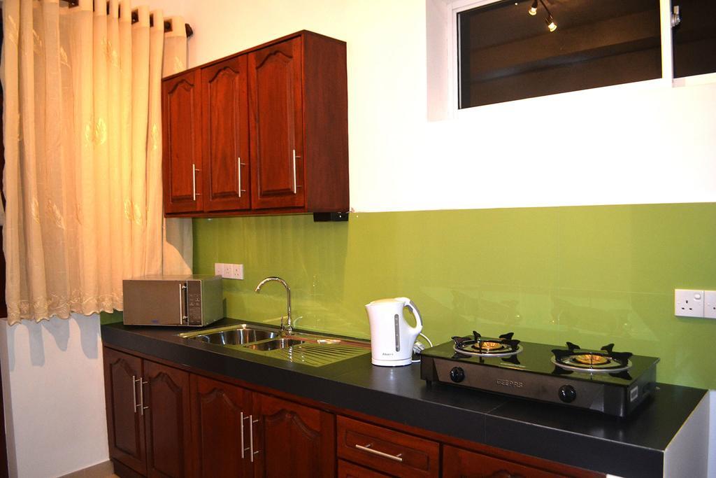 Orchidee Apartments Дехивала-Маунт-Лавиния Экстерьер фото
