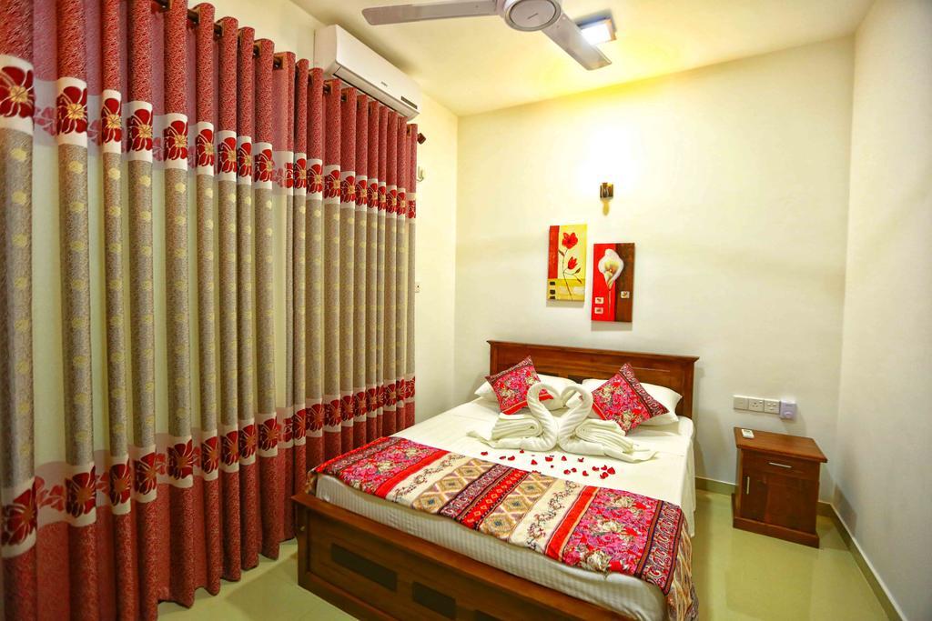 Orchidee Apartments Дехивала-Маунт-Лавиния Экстерьер фото